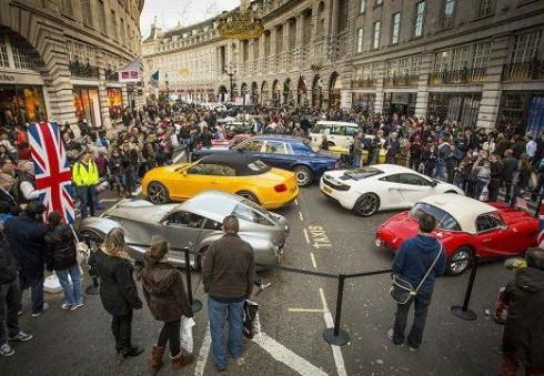 Londone – didžiausias automobilių šou "Motor Show 2015"