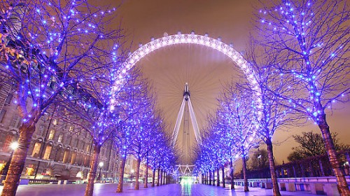Londone bus atsisveikinama su Kalėdomis