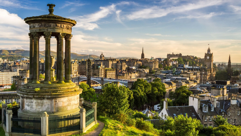 Edinburgas gali tapti pirmuoju JK miestu, kur bus įvestas turisto mokestis
