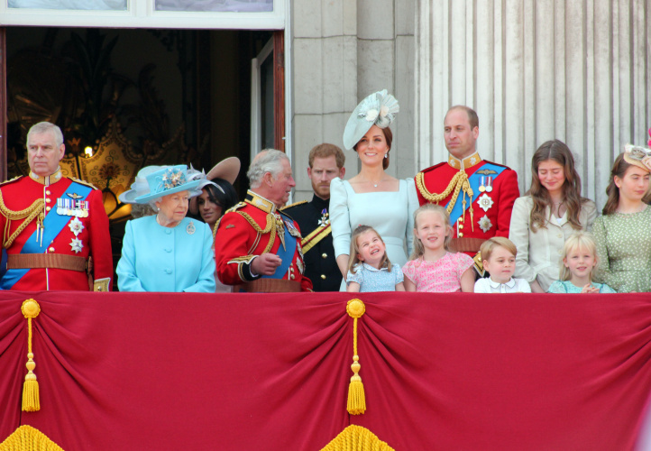 Britanijos karališkoji šeima turi daugiau persekiotųjų nei bet kada