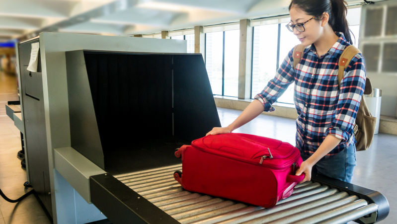 JK oro uostuose planuojama įrengti 3D skenerius, nebereikės traukti skysčių iš rankinio bagažo