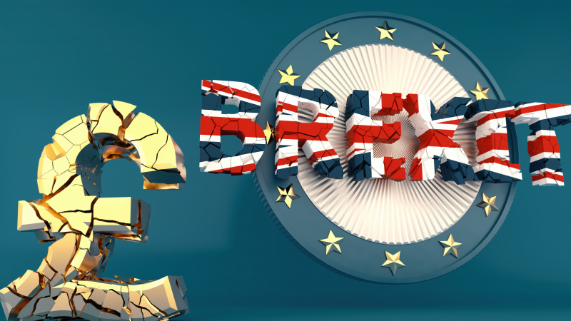 Tyrimas: „Brexit“ susitarimo smūgis JK ekonomikai – £70 mlrd.