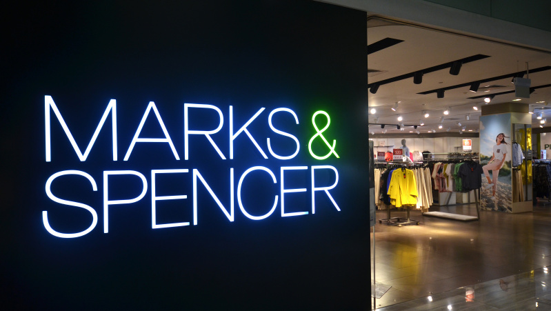 „Marks & Spencer“ atleis 7000 darbuotojų