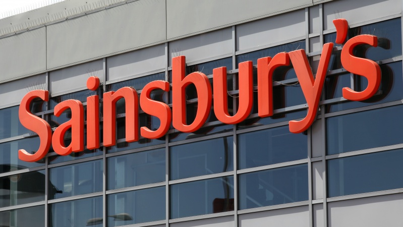 „Sainsbury's“ ir „Aldi“ grąžins JK valdžiai išmokėtos paramos už £540 mln.