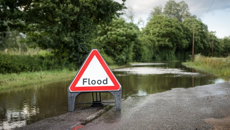 Anglijoje su potvyniais bus kovojama tiesiant ... „kelius-kempines“