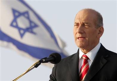 Išlikimo veteranas Olmertas pagaliau nusprendė pasitraukti