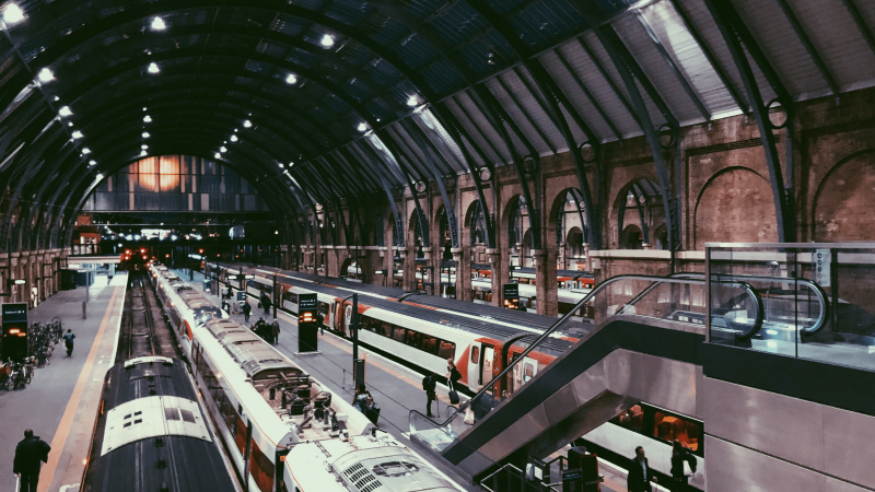 Londono metro darbuotojai paskelbė streikų datas – šventės apkars
