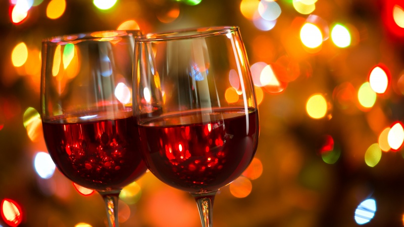 JK verslo perspėjimas: per Kalėdas gali trukti vyno ir stipriųjų alkoholinių gėrimų