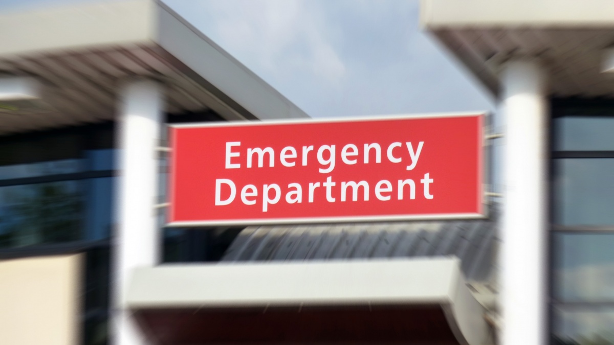 Ligoninės JK skelbia apie nepaprastąją padėtį, ragina įvesti apribojimų