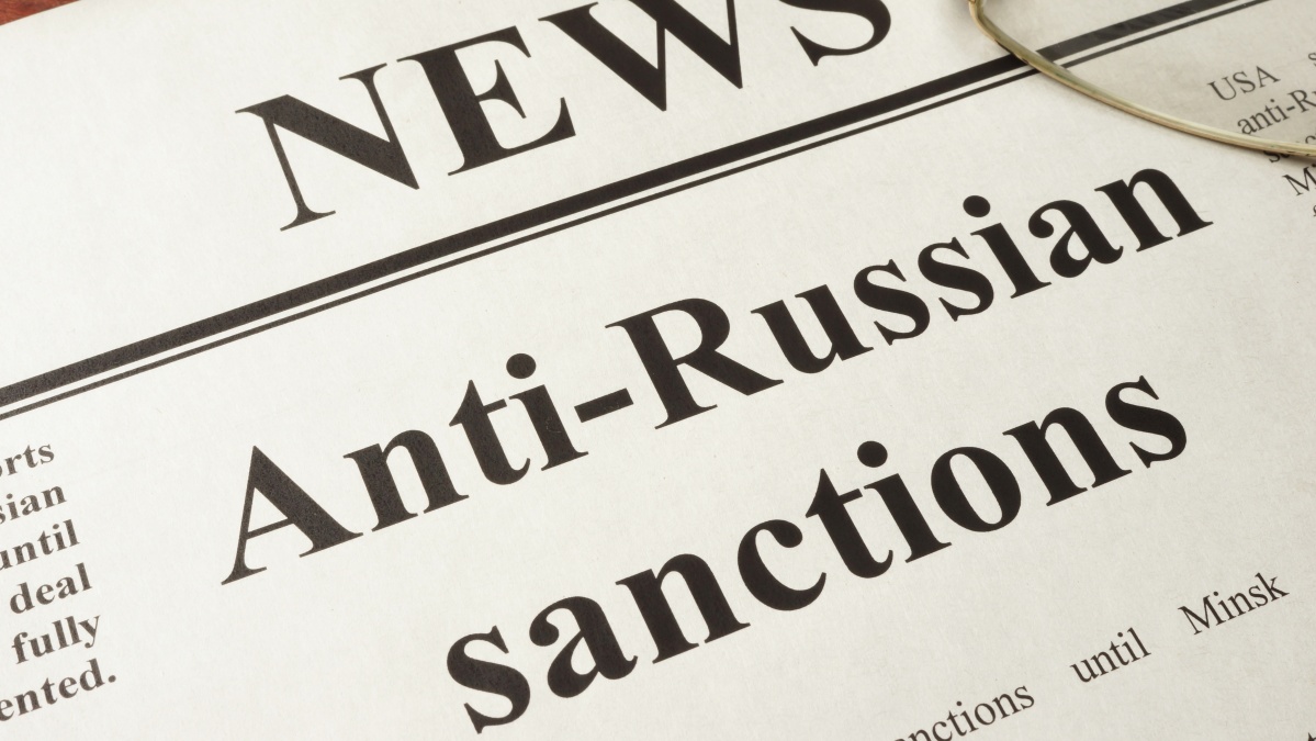 Naujos sankcijos Rusijai: ES planuoja iki metų pabaigos uždrausti naftos importą