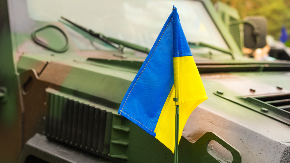 Karas Ukrainoje: pranešama apie Rusijoje žuvusį pirmą civilį, Kyjivas dar taikiklyje