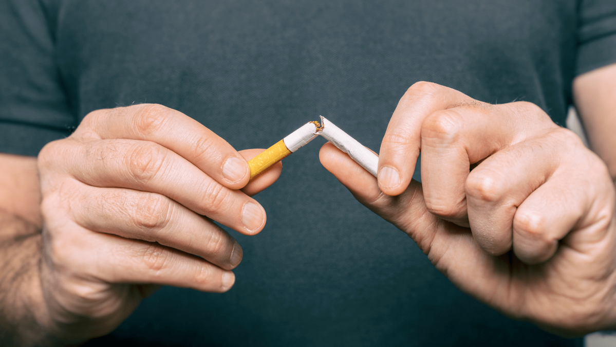 JK koledžo studentams bus mokama už metimą rūkyti