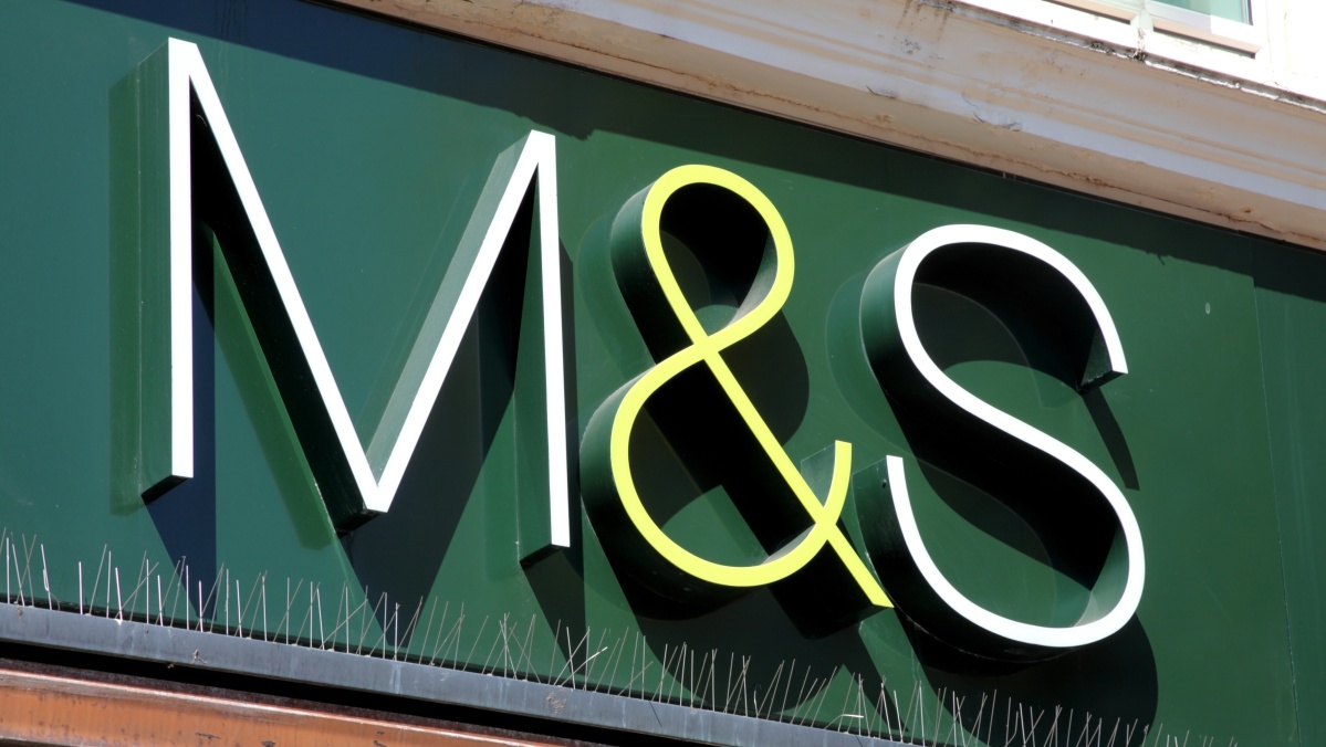 "Marks and Spencer“ paskelbė apie planus uždaryti kelias dešimtis parduotuvių