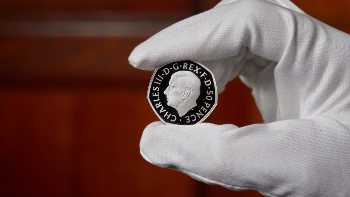 Gruodį JK apyvartoje pasirodys pirmosios monetos su karaliaus Charleso III atvaizdu