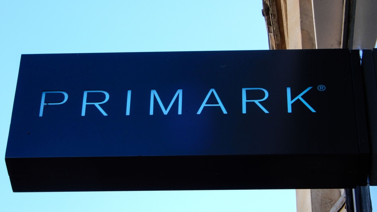 „Primark“ žada daugiau nedidinti kainų
