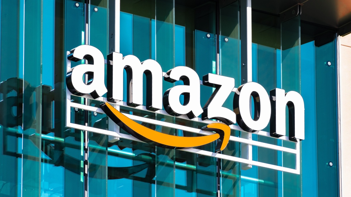 „Amazon“ atleis tūkstančius darbuotojų, neaplenks ir JK