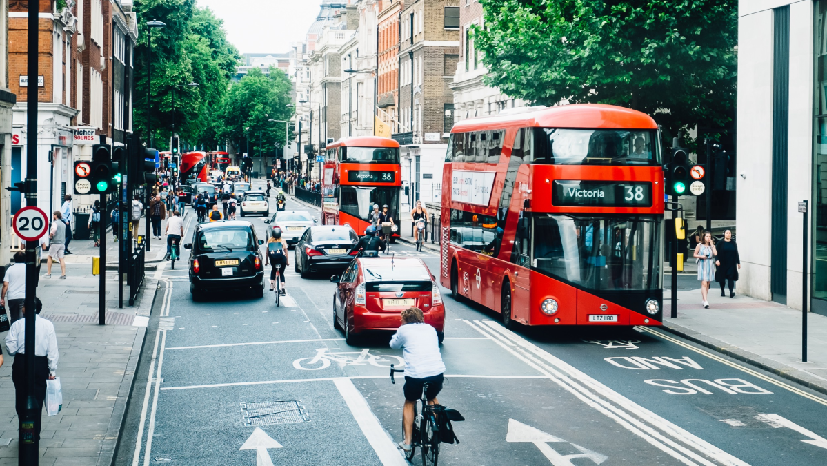 Londone transporto ir savivaldybių mokesčiai padidinti daugiausiai per dešimtmetį
