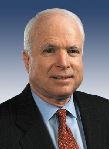 McCainas pasirengęs vadovauti, sako Bushas