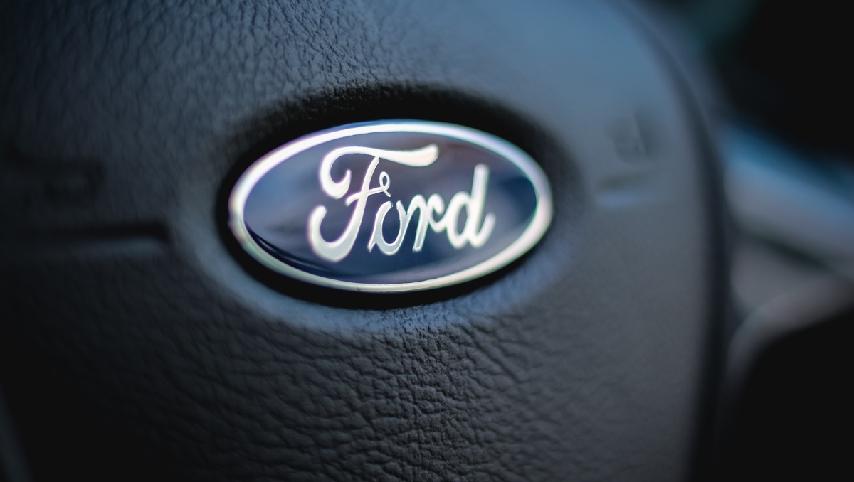„Ford“ JK planuoja atleisti 1300 darbuotojų