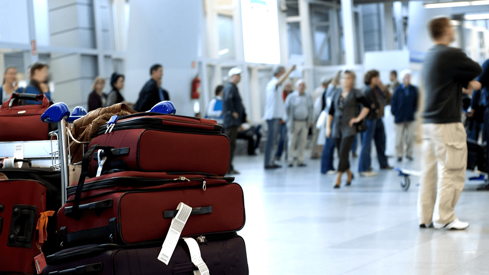 Keliaujantiems iš JK Velykų atostogos apsunks dėl oro uosto streiko