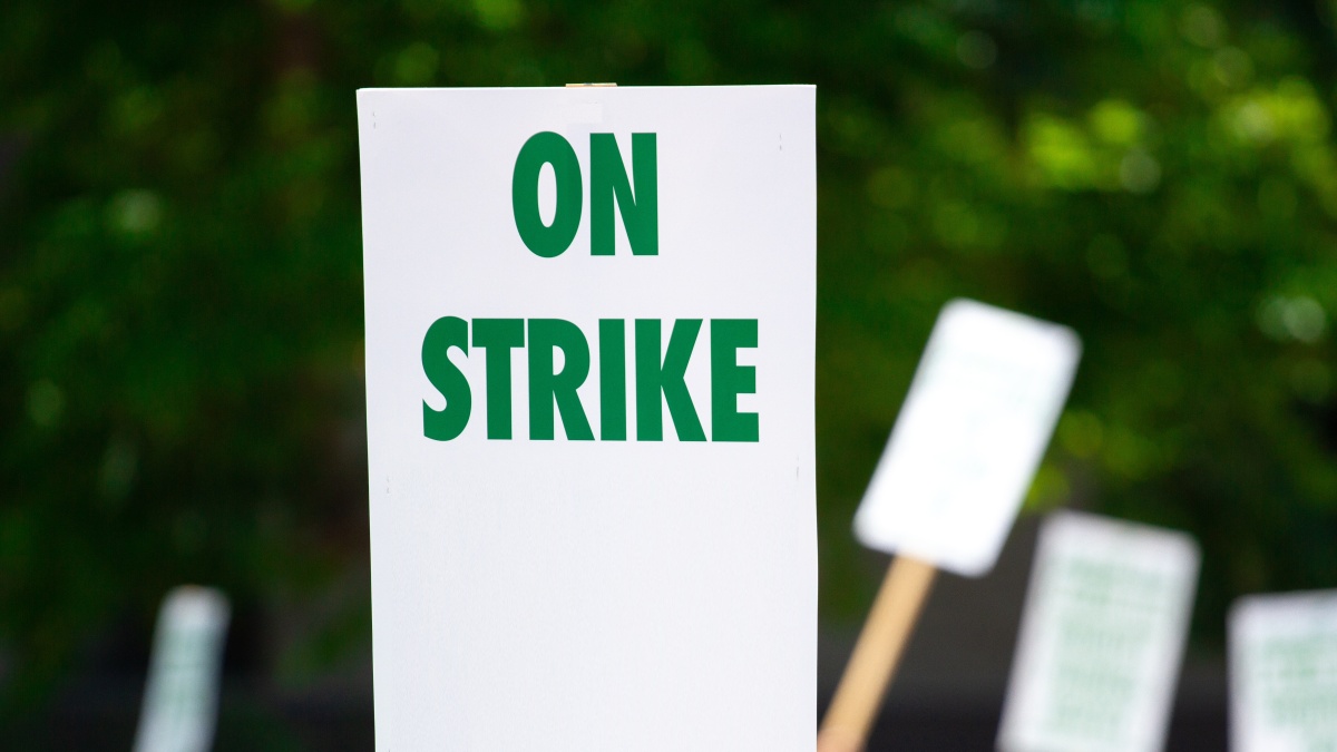 Didžiojoje Britanijoje – naujas darbuotojų streikas