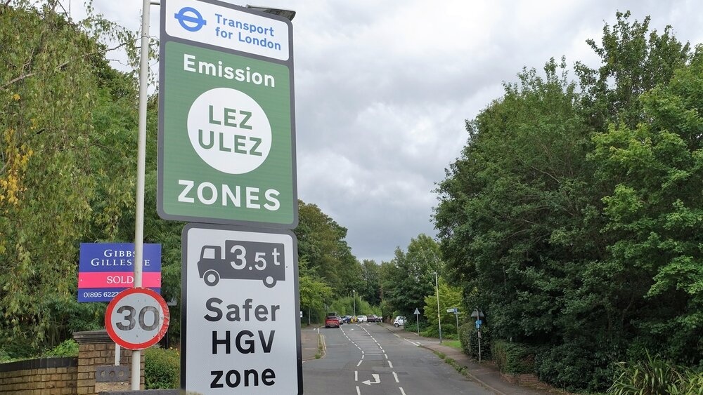 Tarybos atsisako įrengti Ulez ženklus – vairuotojai nežinos, kad kirto zoną