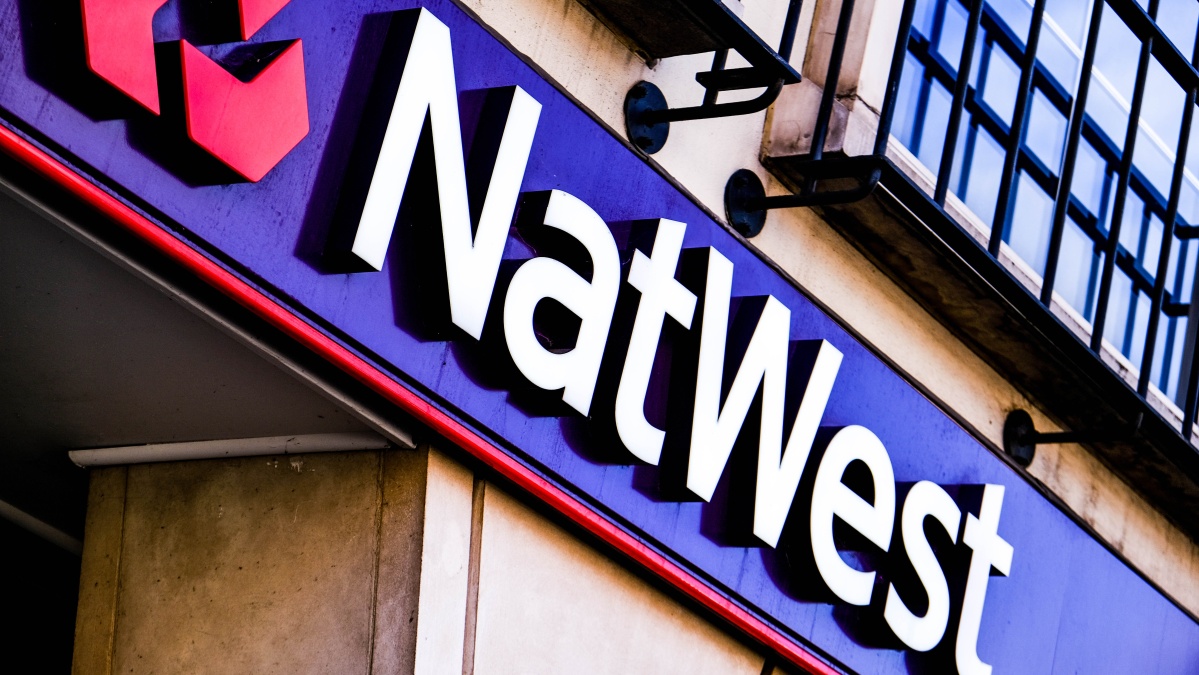 „NatWest“ banko problemos JK: klientai savo sąskaitose pasigedo pinigų