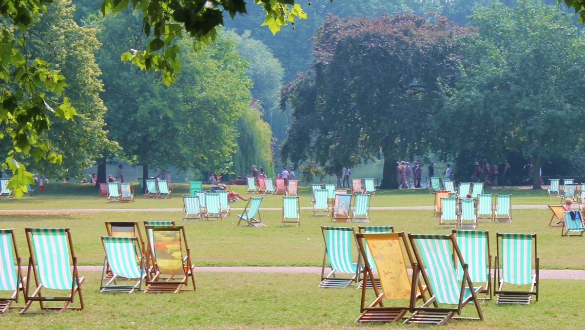 Mokami gultai Londono parkuose sukėlė žmonių pasipiktinimą