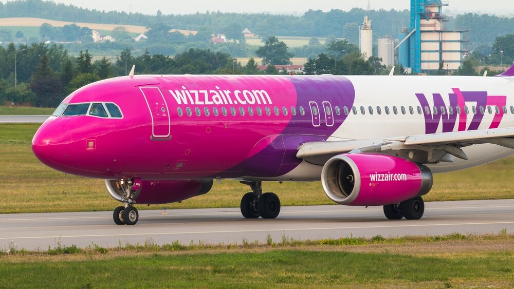 „Wizz Air“ keleiviams išmokėjo milijonines kompensacijas už vėlavusius skrydžius