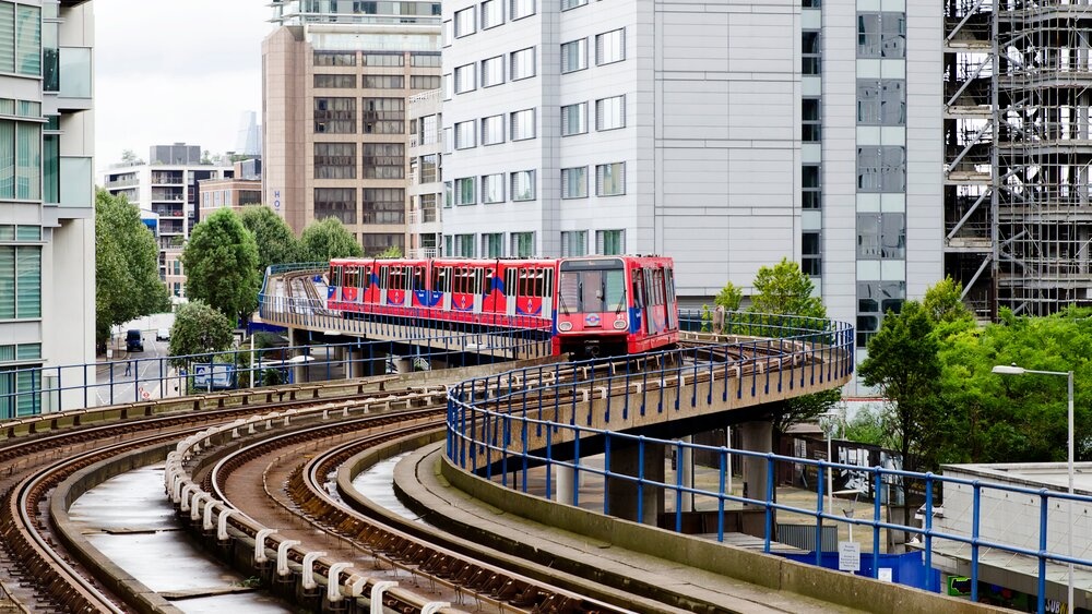 Londono transporto bilietų kainos neaugs iki 2025 m.