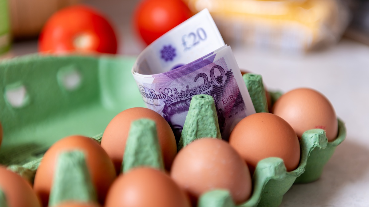 Nepaisant kritusių maisto produktų kainų, infliacija JK nepakito