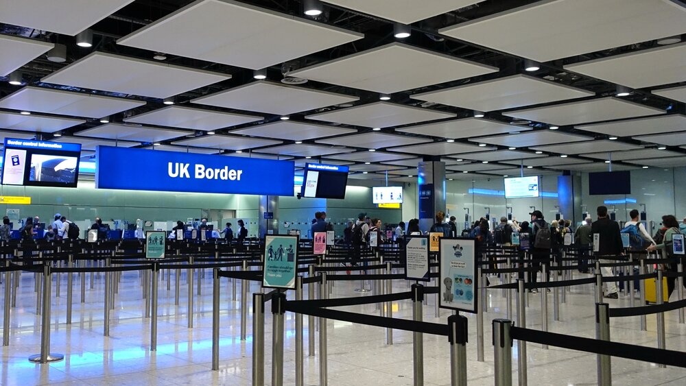 JK imigracijos inspektorius: Londone nusileido šimtai nepatikrintų lėktuvų