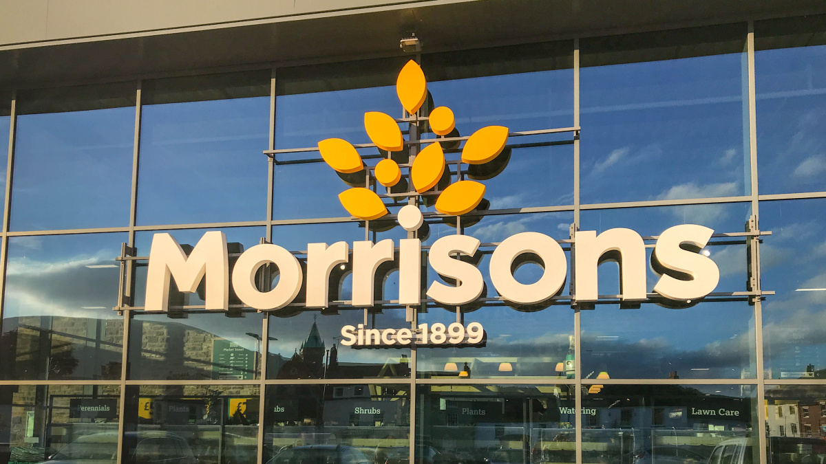 „Morrisons“ tapo pirmuoju JK tinklu, įrengusių DI kamerų lentynoms pildyti