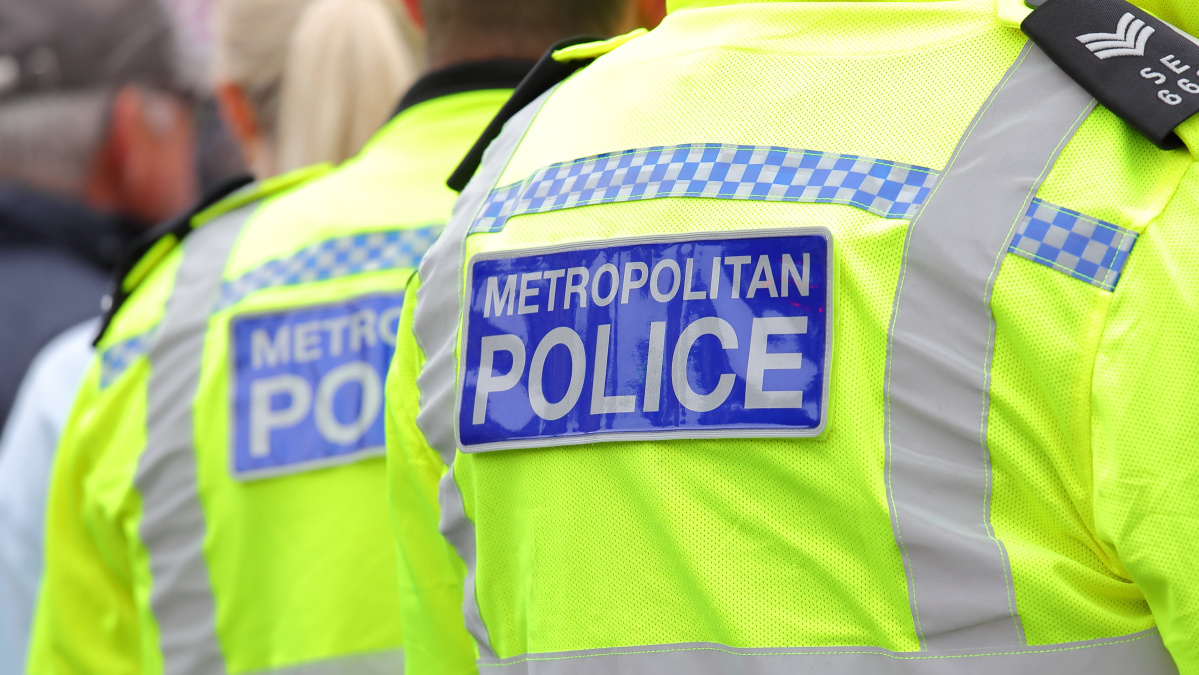 Londono centre – policijos susirėmimai su protestuotojais