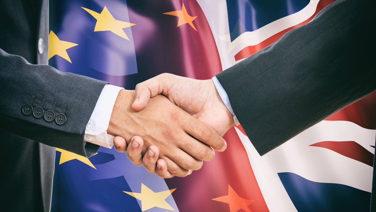 Centrinio banko vadovas: JK privalo atkurti prekybą su ES