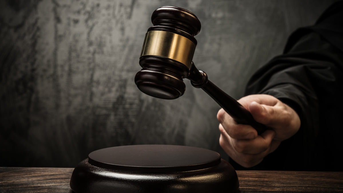 Vaikų darželio darbuotojas JK pripažintas kaltu dėl penkių mažamečių vaikų išžaginimo ir seksualinio prievartavimo