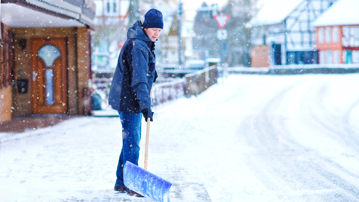 Beveik 1,5 mln. namų ūkių JK jau gavo išmokas dėl šalto oro