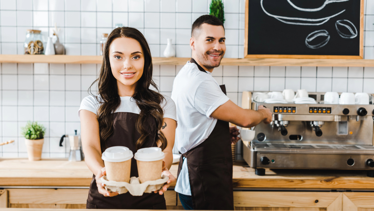 JK svarstoma atidėti planus padidinti minimalų darbo užmokestį jaunimui