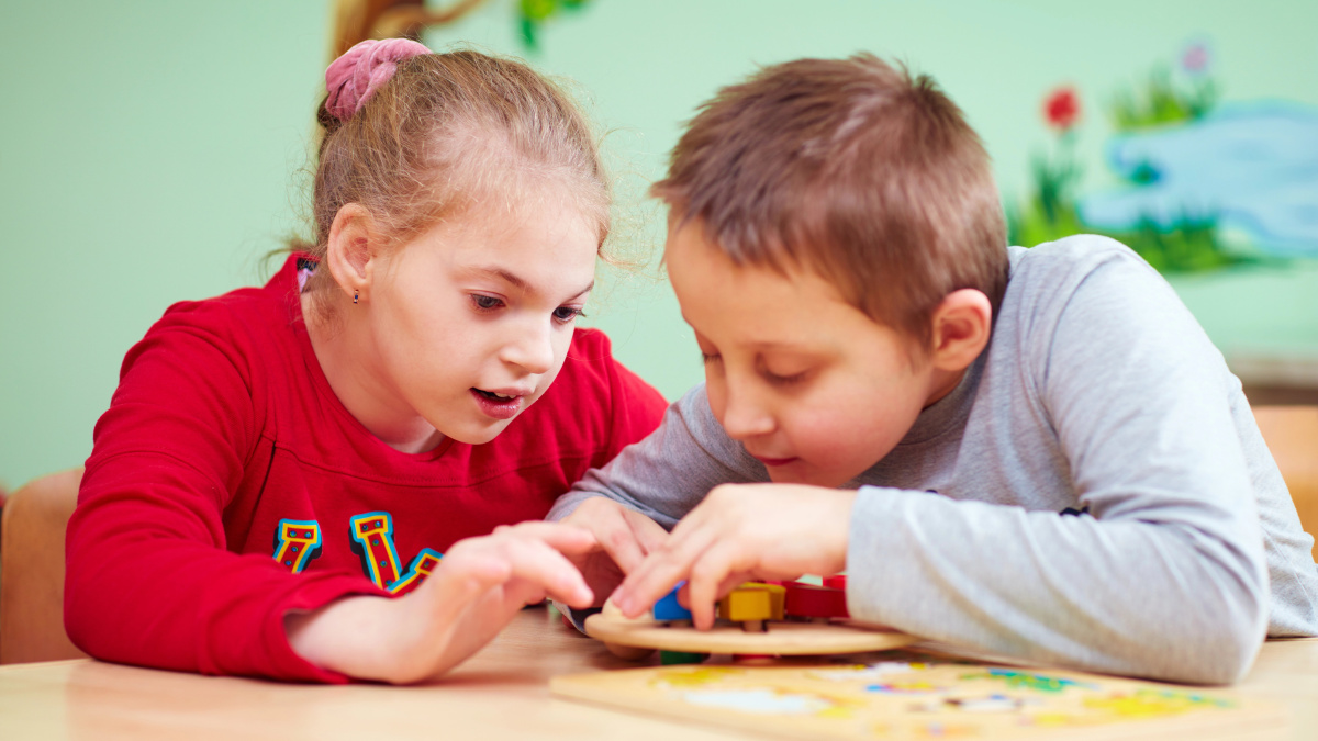 Šimtai tūkstančių specialiųjų poreikių turinčių vaikų JK negaus geriausios paramos