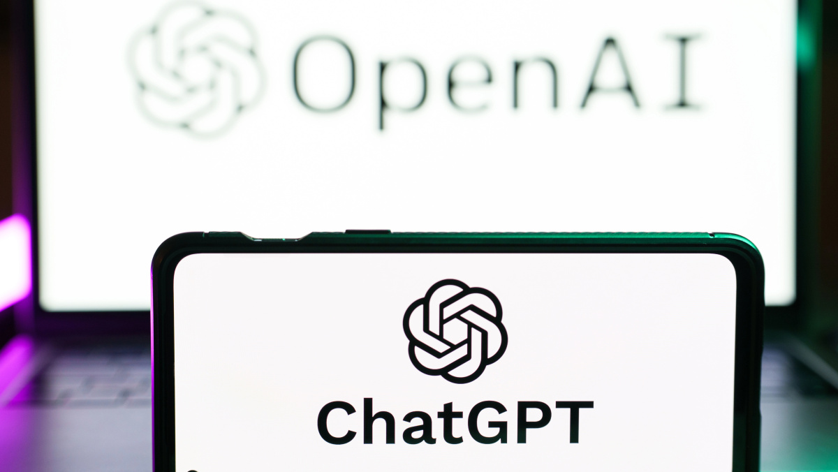 „ChatGPT“ kūrėja Londone tyrimų centrui ieško darbuotojų, siūlo milžiniškus atlyginimus