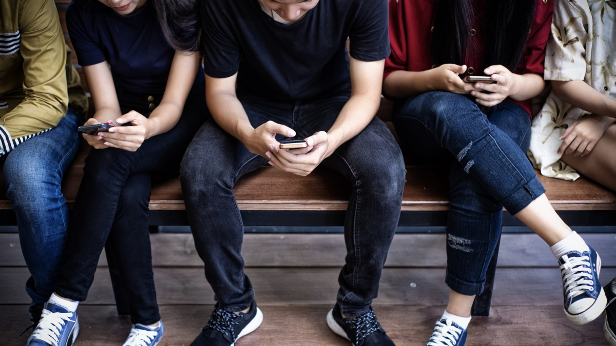 JK parlamento nariai atmetė siūlymą uždrausti socialinius tinklus paaugliams
