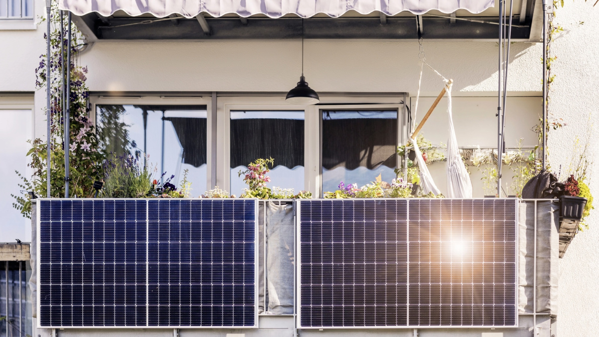 Saulės elektrinė Britanijoje už 400 svarų – iš „Amazon“ ar „Lidl“?