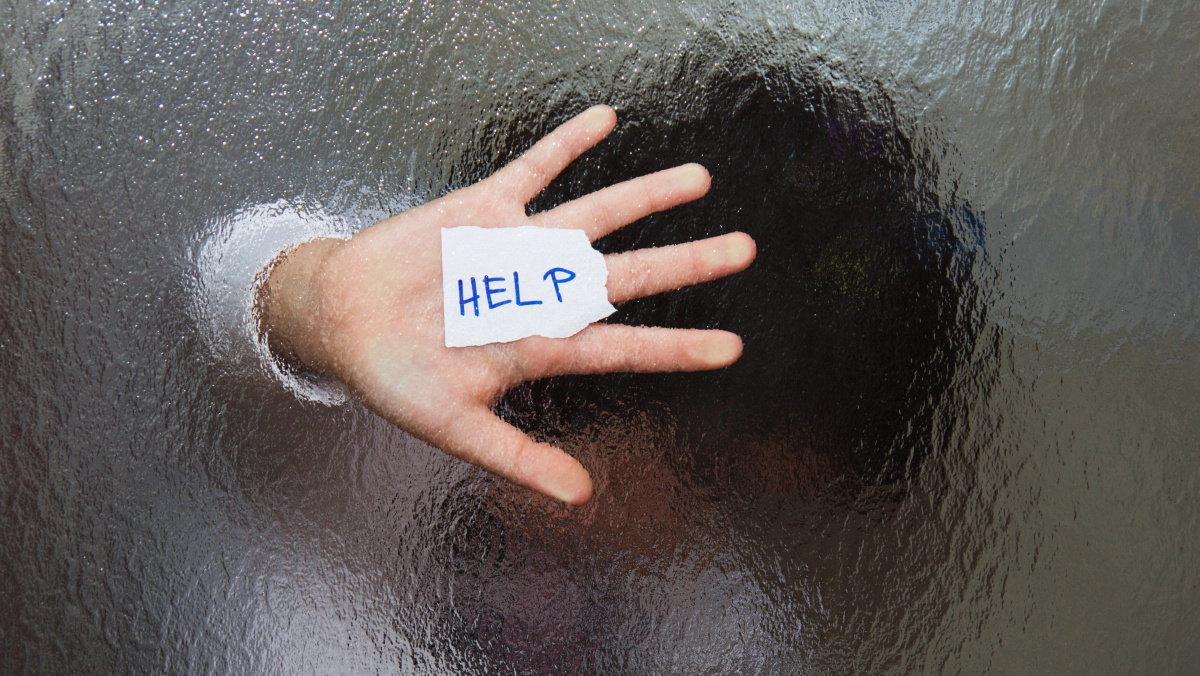 BBC tyrimas: migrantai apsimeta smurto artimoje aplinkoje aukomis, kad galėtų likti JK