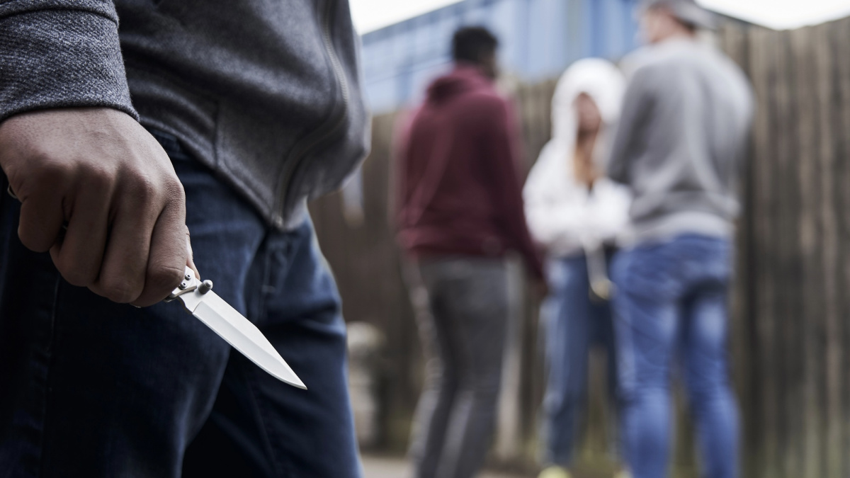 Dar vienas išpuolis peiliu Jungtinės Karalystės mokykloje – trys sužeisti