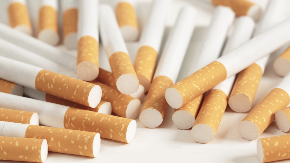 Iš Jungtinės Karalystės parduotuvių konfiskuota daugiau nei 33 mln. nelegalių cigarečių