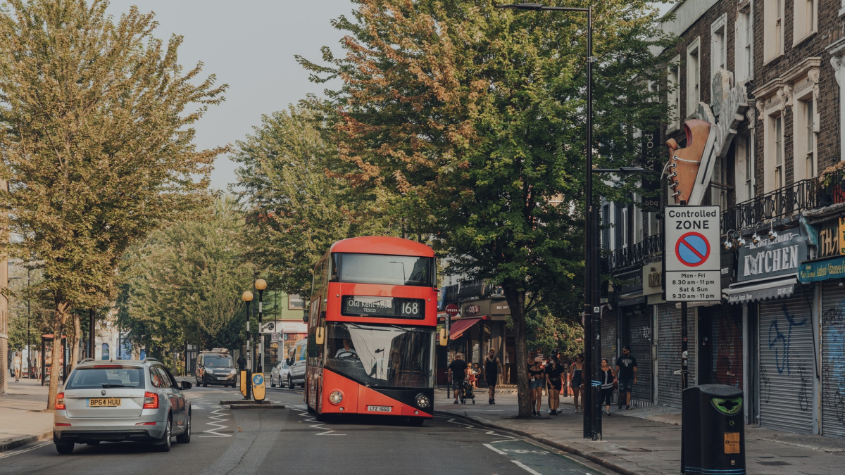 Iki penktadienio streikuos Londono autobusų vairuotojai: kabinose per karšta