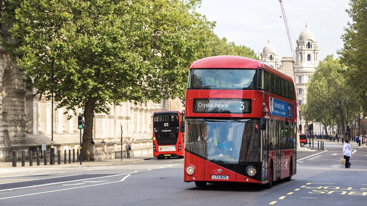 Ekspertai: Londono autobusai per lėti ir atbaido keleivius