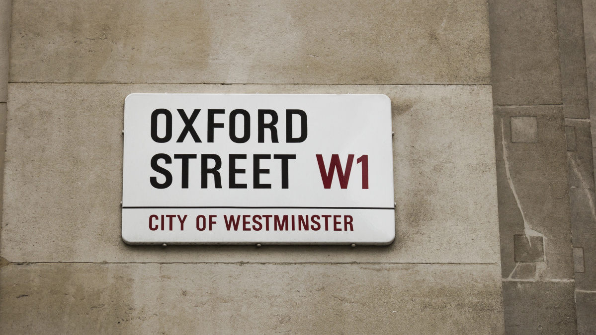 Nuo spalio Londono Oxfordo gatvė taps pėsčiųjų zona