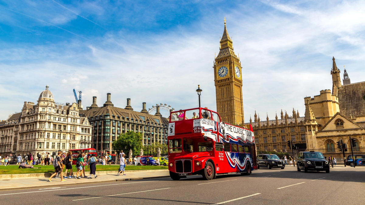 Tūkstančiai londoniečių gaus finansinę paramą dėl tarybos mokesčio