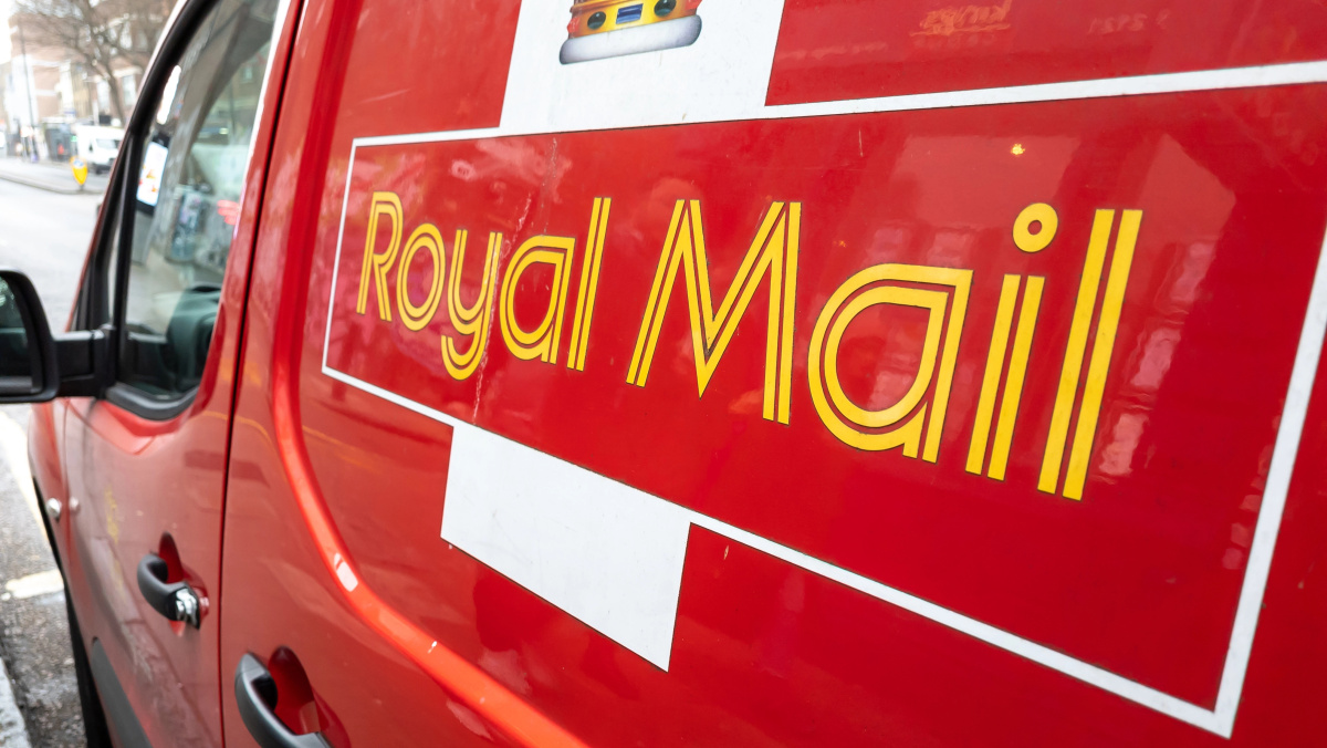 Profsąjunga: kiekvieną savaitę iš darbo išeina šimtai „Royal Mail“ darbuotojų